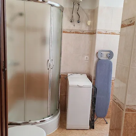 Daire Elegant In The Center Of