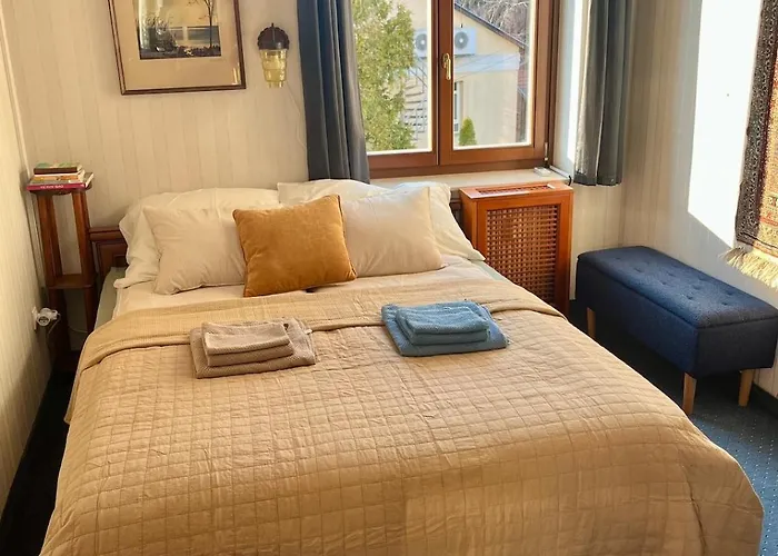 Elegant In The Center Of Apartamento Keszthely